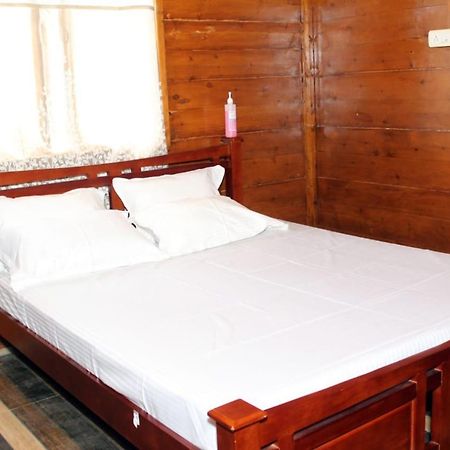 Vicky Wood House Villa Ooty Exterior photo